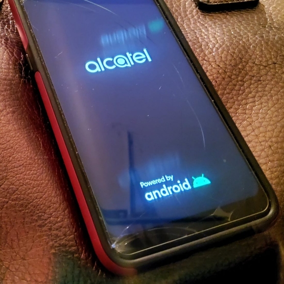 Lively Smart phone (read description) - Picture 3 of 9